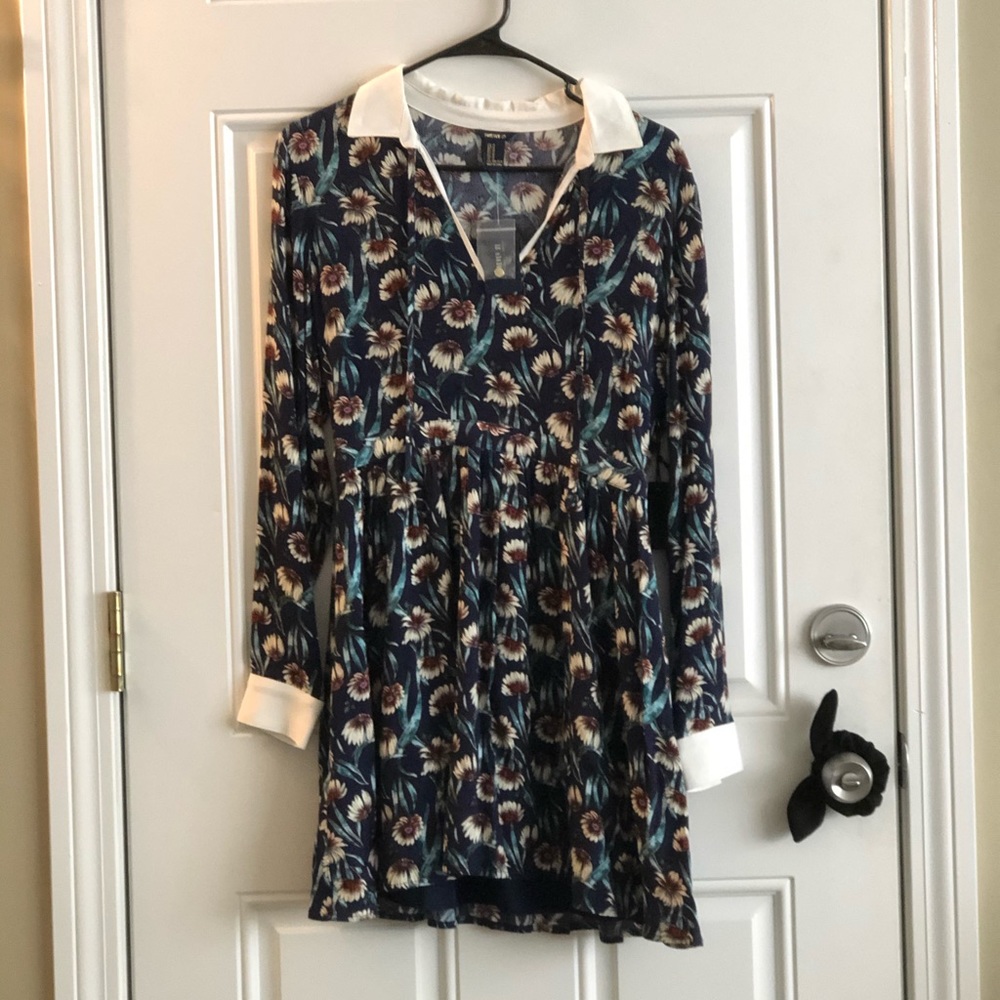 Floral Collared Dress (NEW WITH TAGS!)
